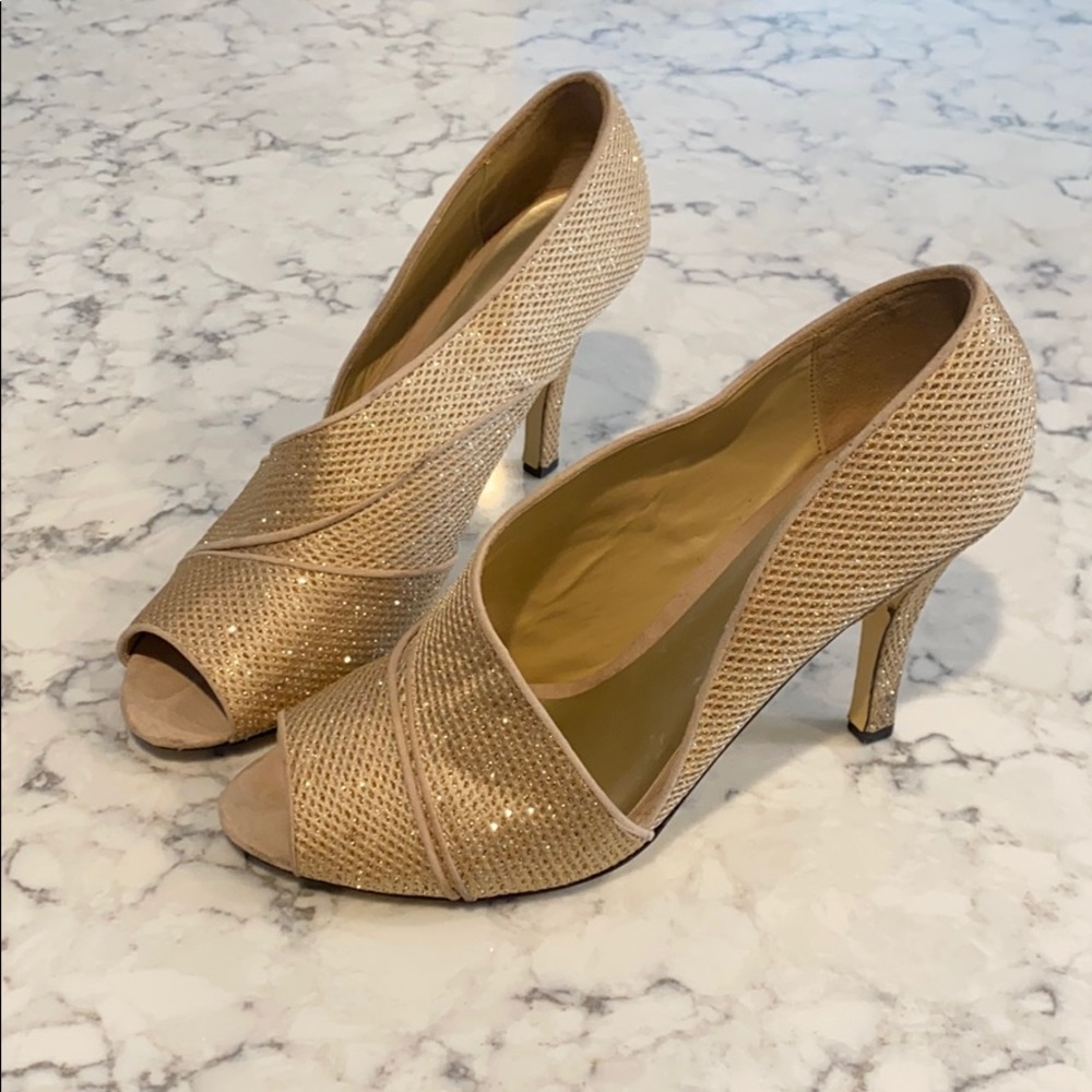 Sparkly gold Ann Marino heels